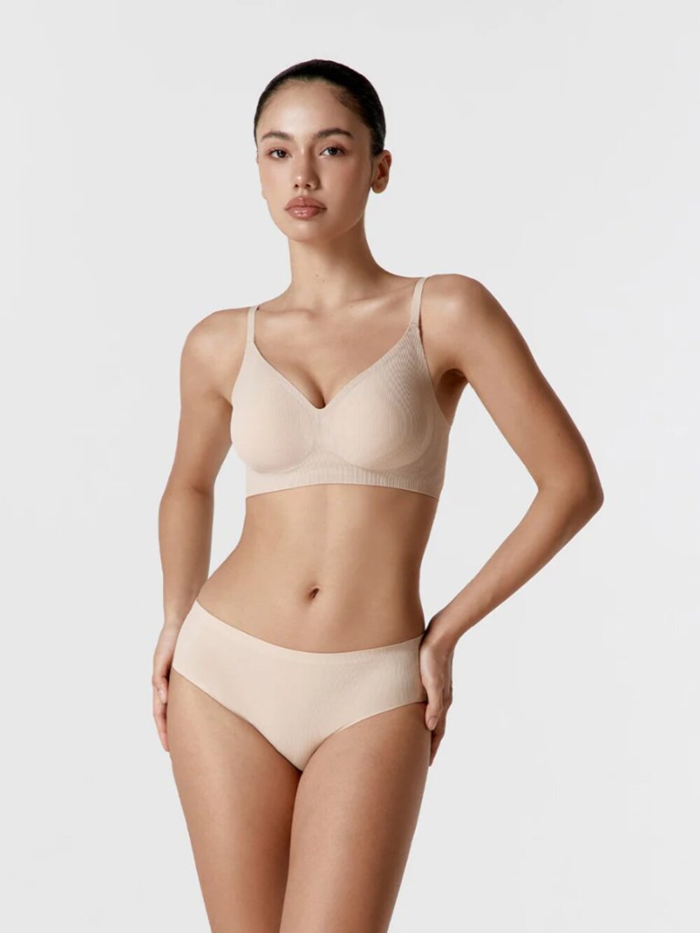 Verish - COOL FIT BRA VOLUME FIT PLUS - small beige - Picture 4 of 4